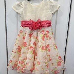 Floral Kids Dress with Pink Accents - NWT